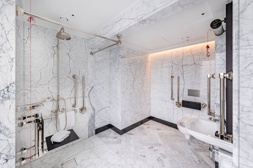 Luxury Accessible Bathroom at Great Scotland Yard Hotel