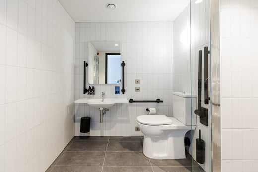 Why Workplace Washrooms are Taking Cues from Hospitality Design