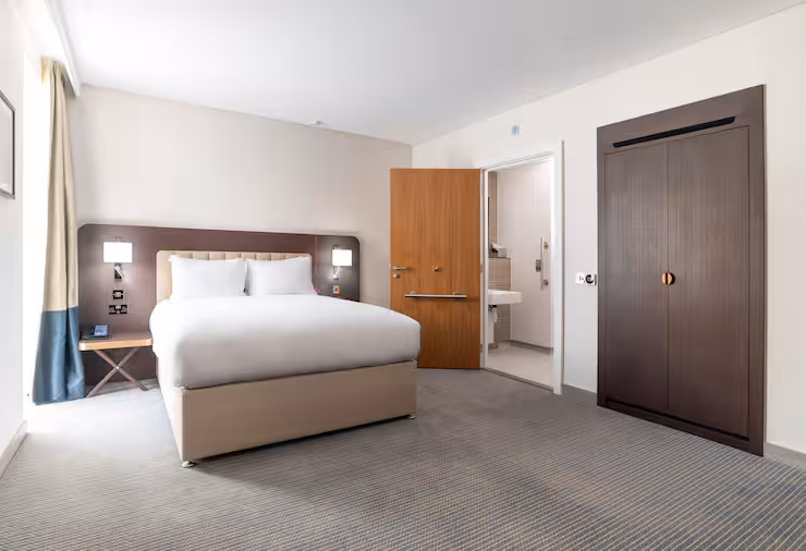 Hilton London Gatwick Bedroom