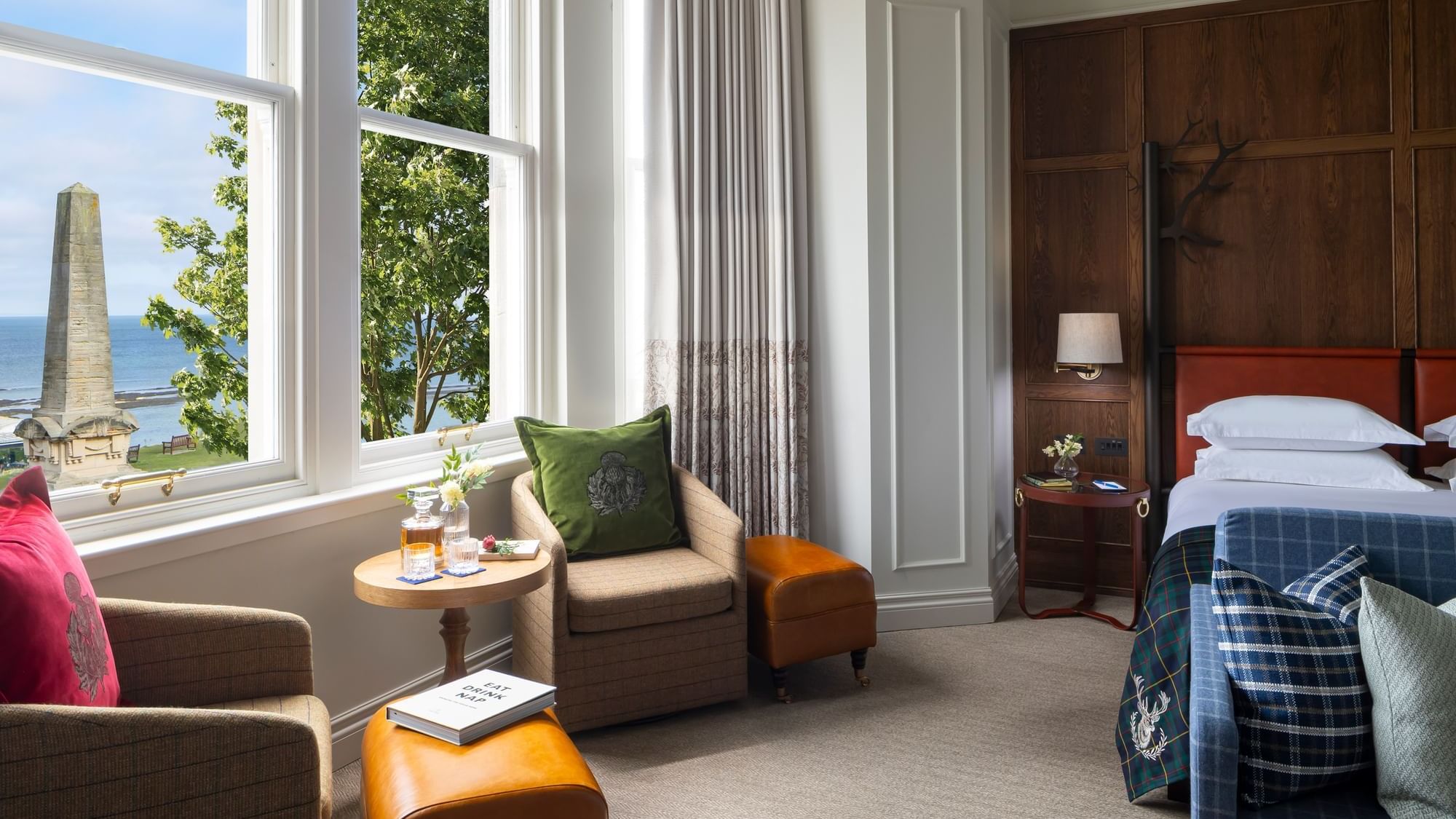 junior-suite-with-sea-view_wide