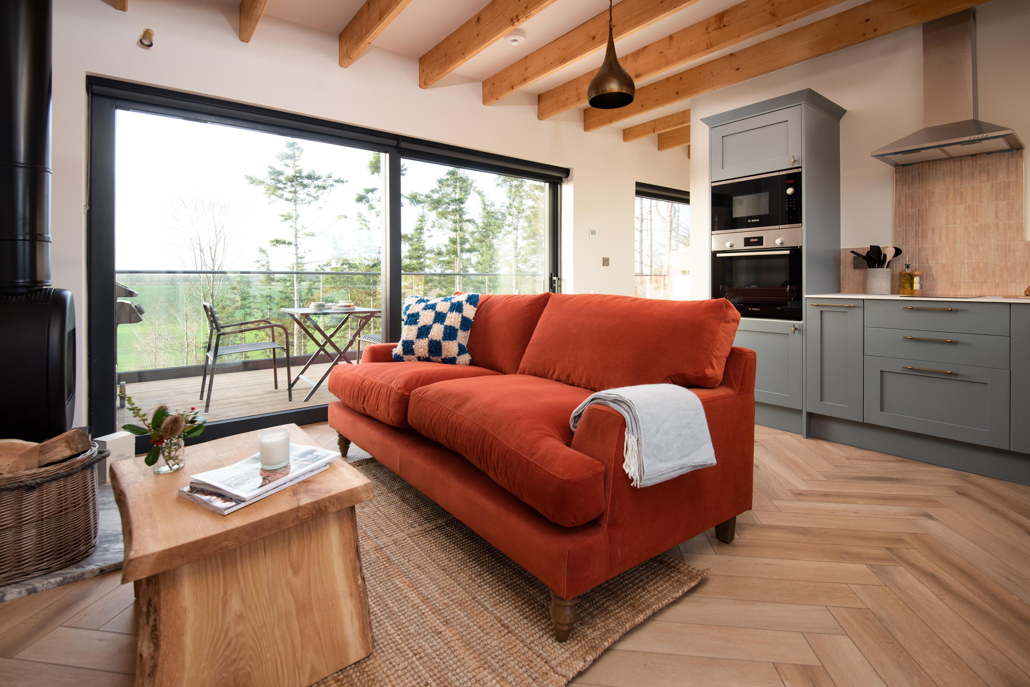 HOWLET SITTING area